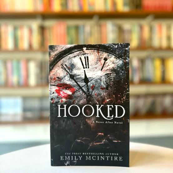 Hooked ( Never After # 1 )